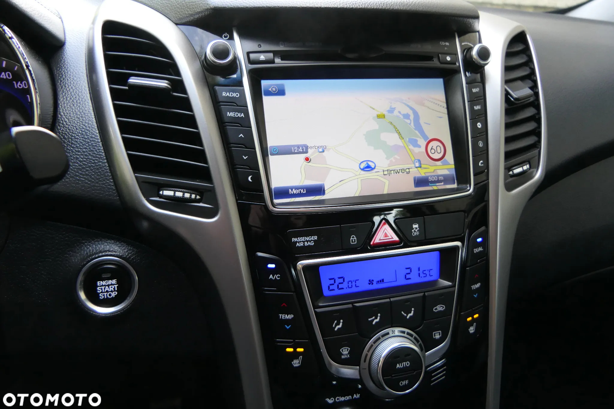 Hyundai i30 blue Kombi 1.6 GDi Style - 22