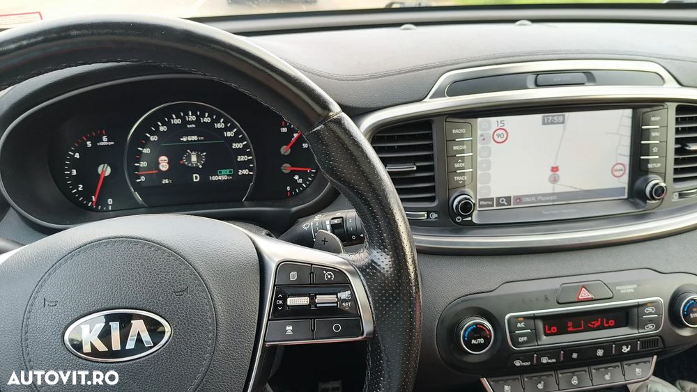 Kia Sorento - 9