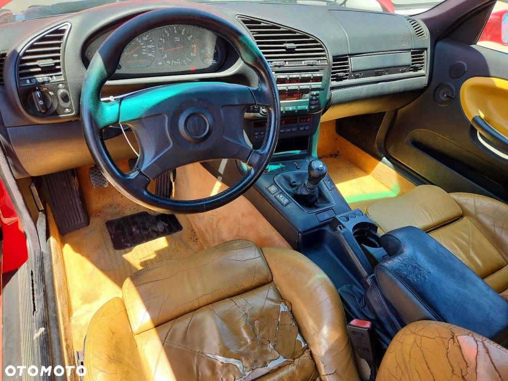 BMW M3 Standard - 8