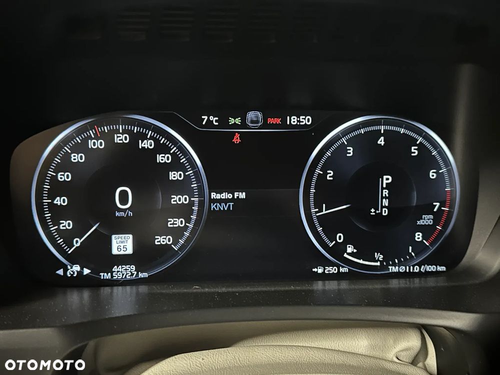 Volvo XC 90 T6 AWD Momentum Pro 7os - 7
