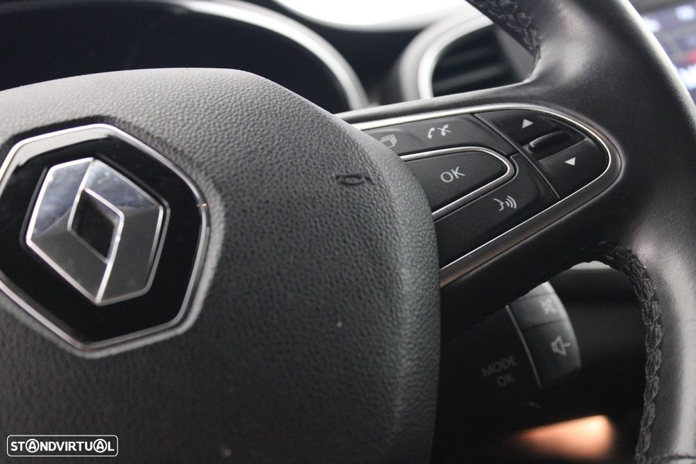 Renault Talisman Sport Tourer 1.6 dCi Executive — fotografia 12