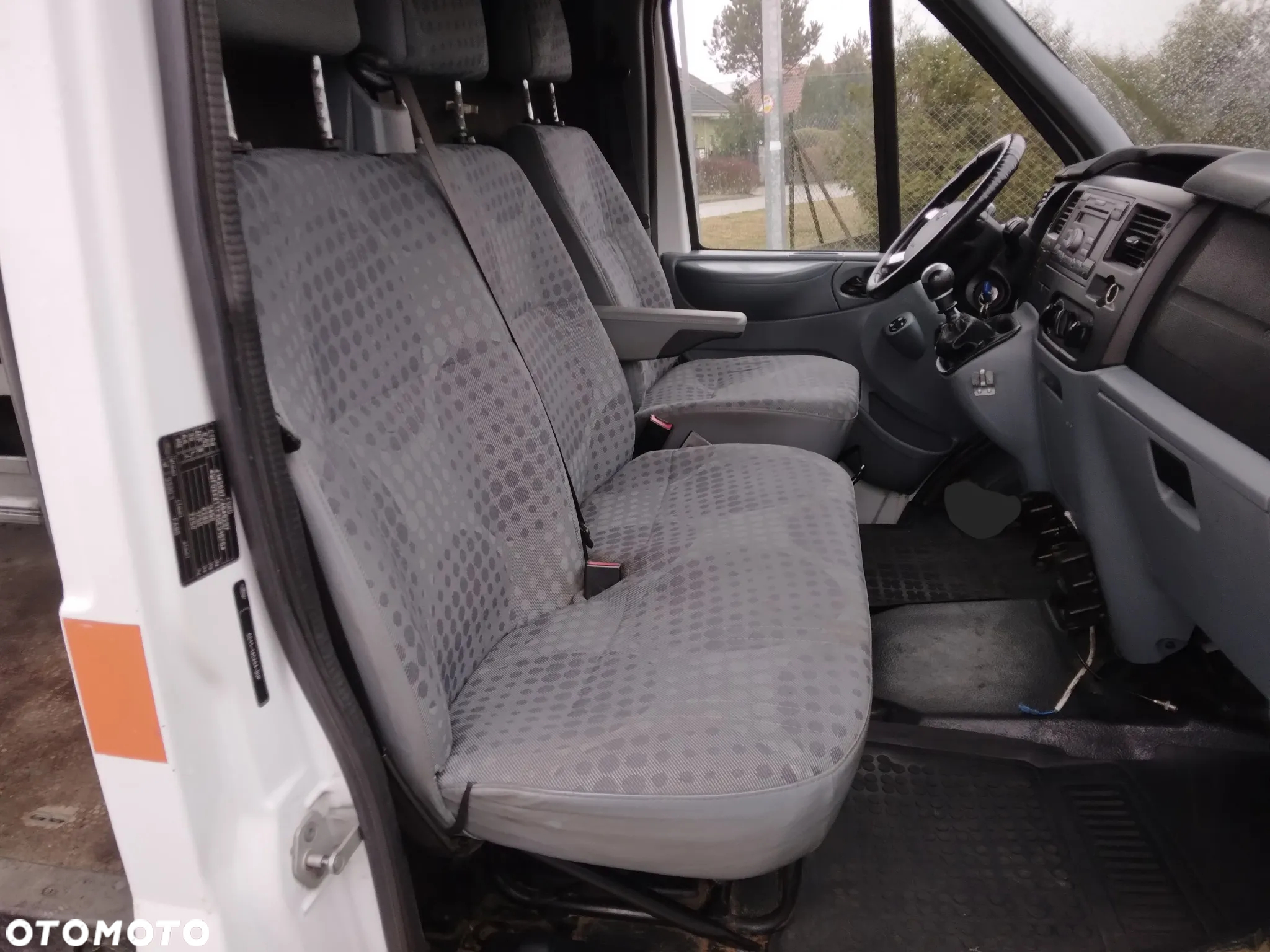 Ford Transit - 9