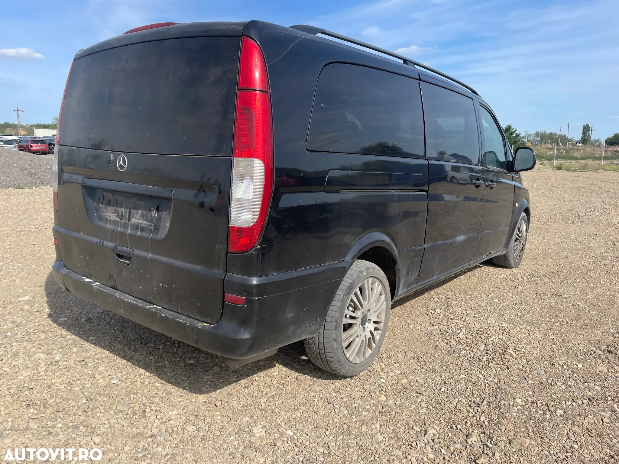 Dezmembram Mercedes Vito Bus w629 2.2 automata - 3