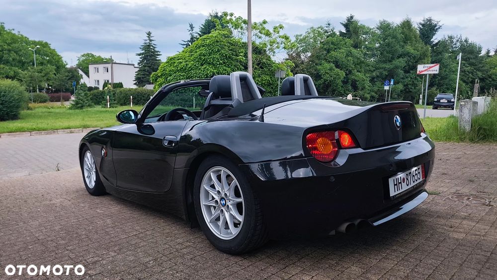 BMW Z4 3.0i - 11