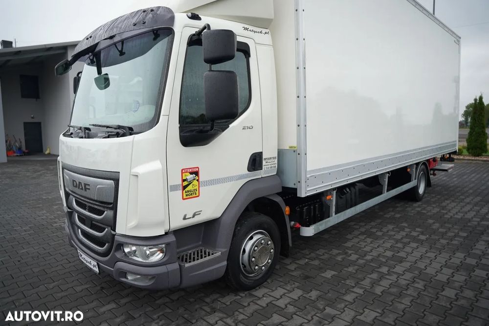 DAF LF 210 / 4x2 / CONTAINER - 7 M / LIFT HIDRAULIC DHOLLANDIA - 1.500 KG / EURO 6 - 10