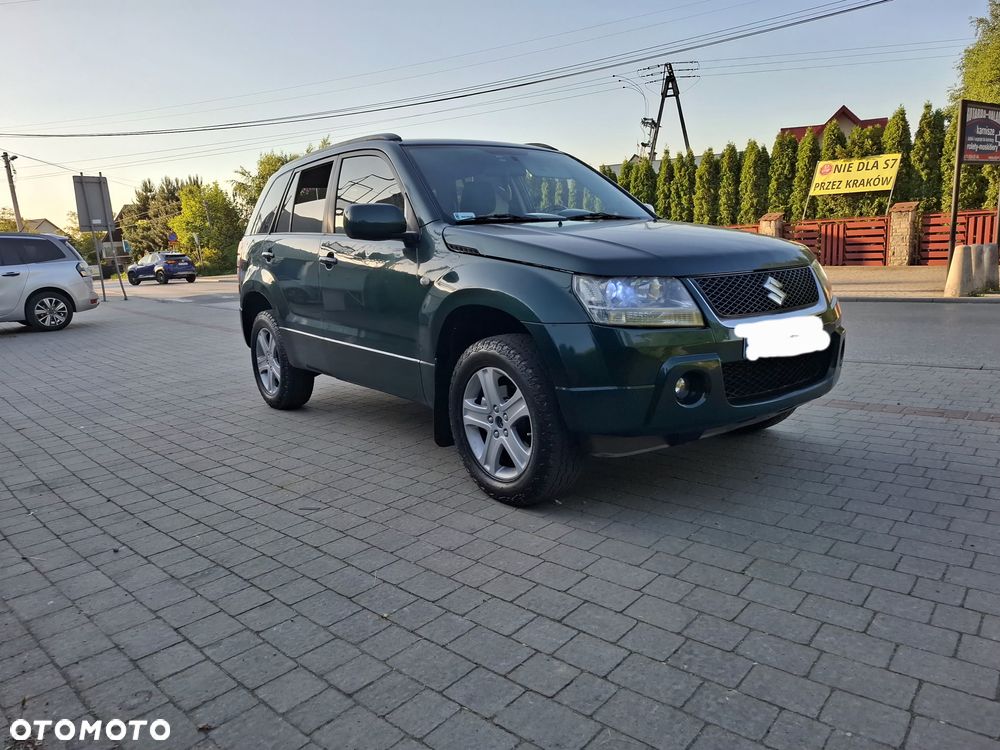 Suzuki Grand Vitara 2.0 - 4