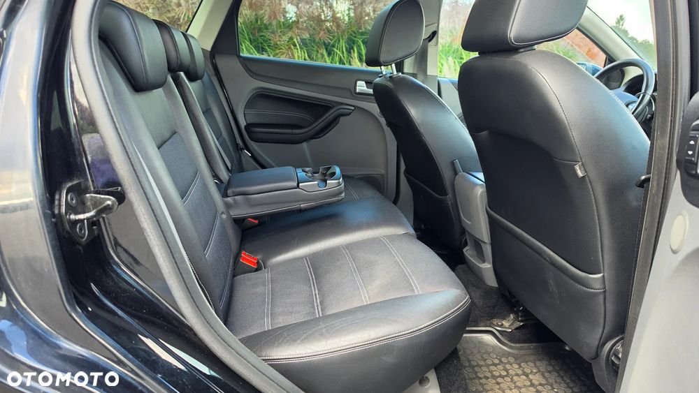Ford Focus 2.0 Sport - 8