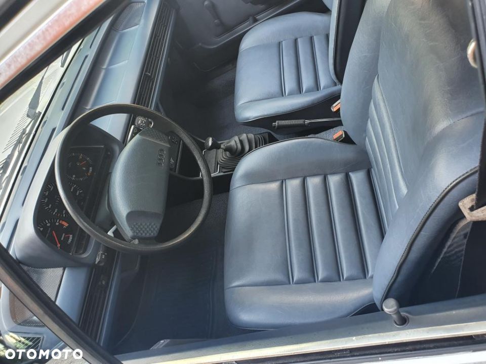 Audi 100 - 4