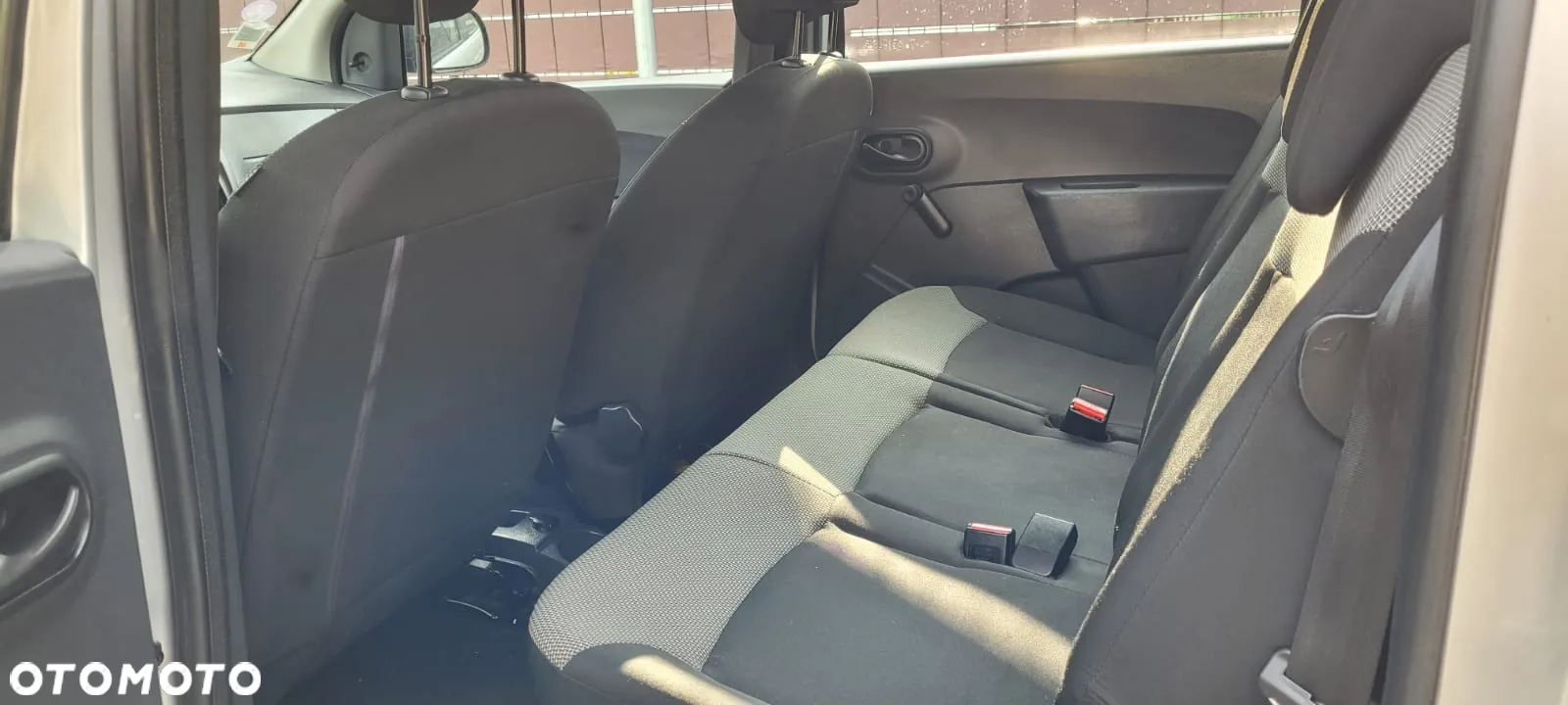 Dacia Lodgy 1.6 Access - 8