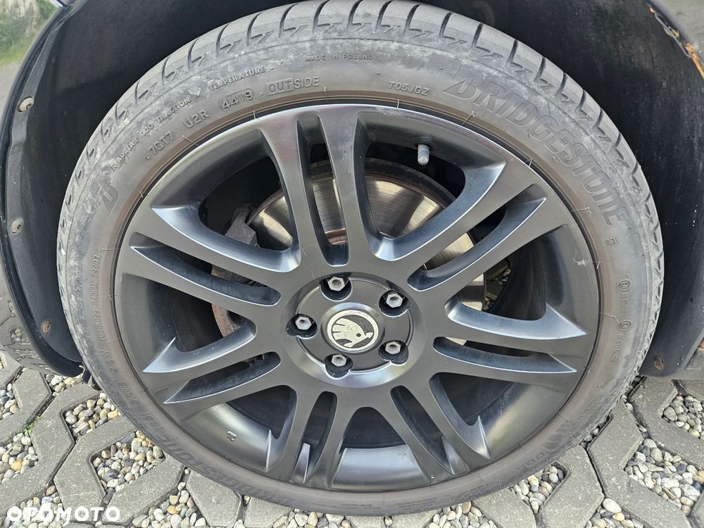 Skoda Superb 2.0 TDI DSG Elegance - 11