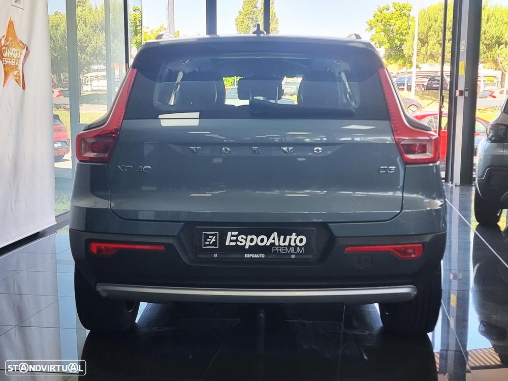 Volvo XC 40 2.0 D3 Momentum Plus Geartronic - 6