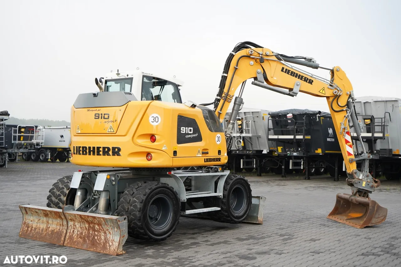 Liebherr 910 COMPACT LITRONIC / EXCAVATOR PE ROȚI / AER CONDIȚIONAT / CAMERĂ / ANUL 2020 / CONTRACT DE SERVICE POST-SERVICE - 4