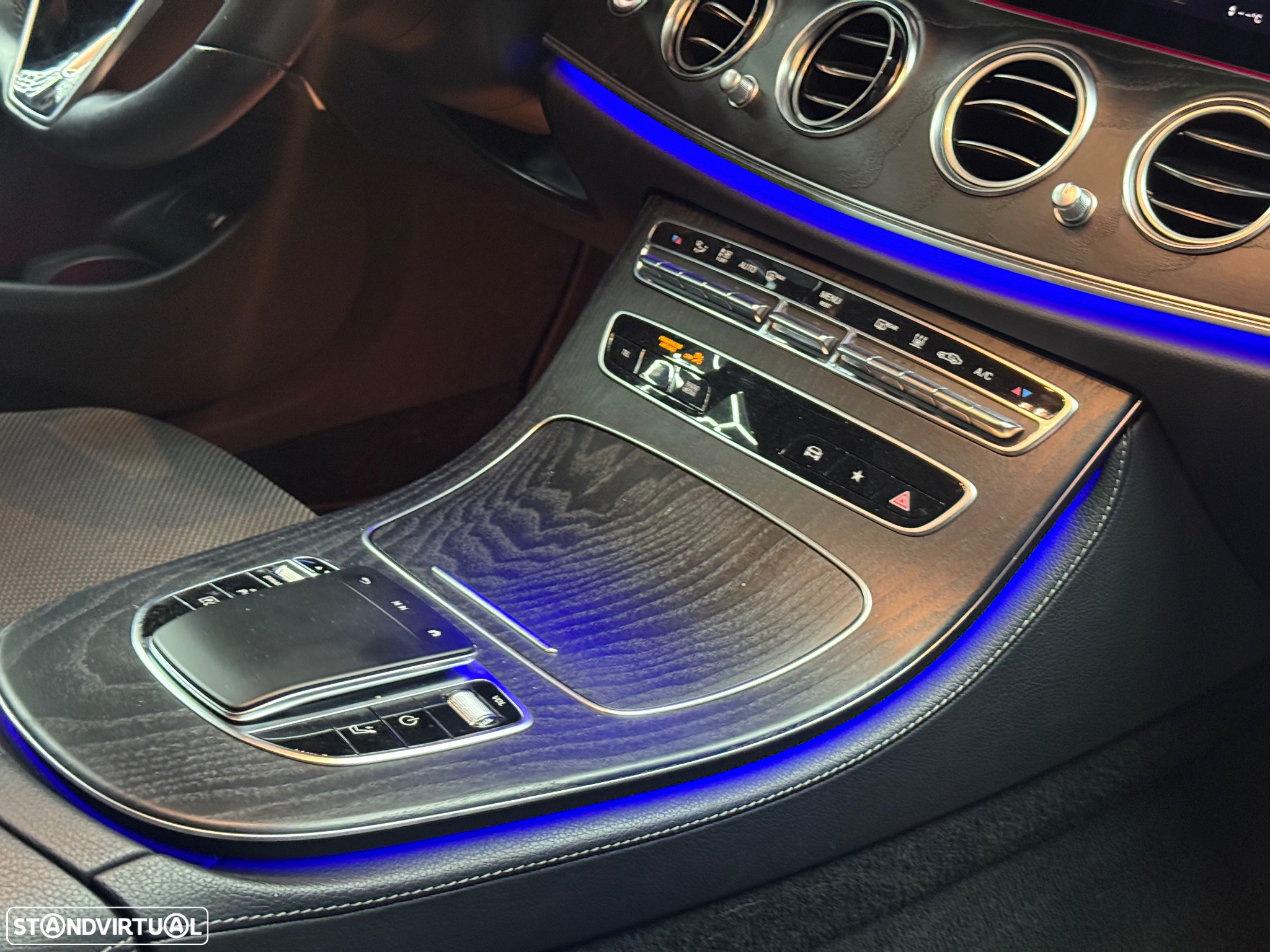 Mercedes-Benz E 300 de Avantgarde 4Matic - 10