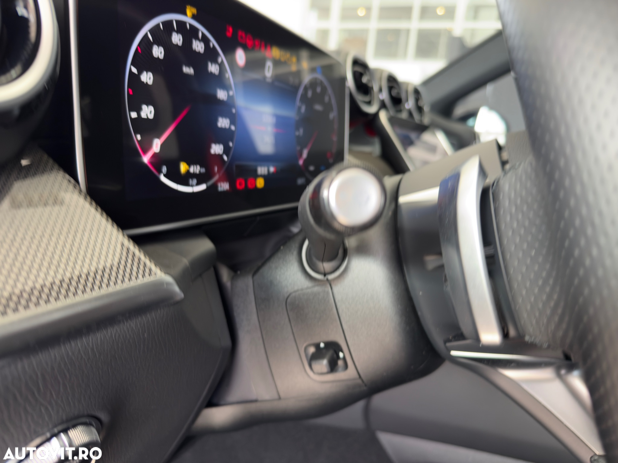 Mercedes-Benz GLC Coupe 200 4Matic 9G-TRONIC AMG Line Advanced - 16