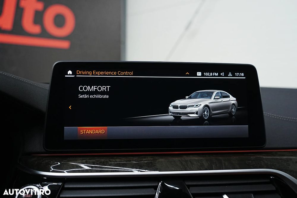 BMW Seria 5 530i Aut. Luxury Line - 29