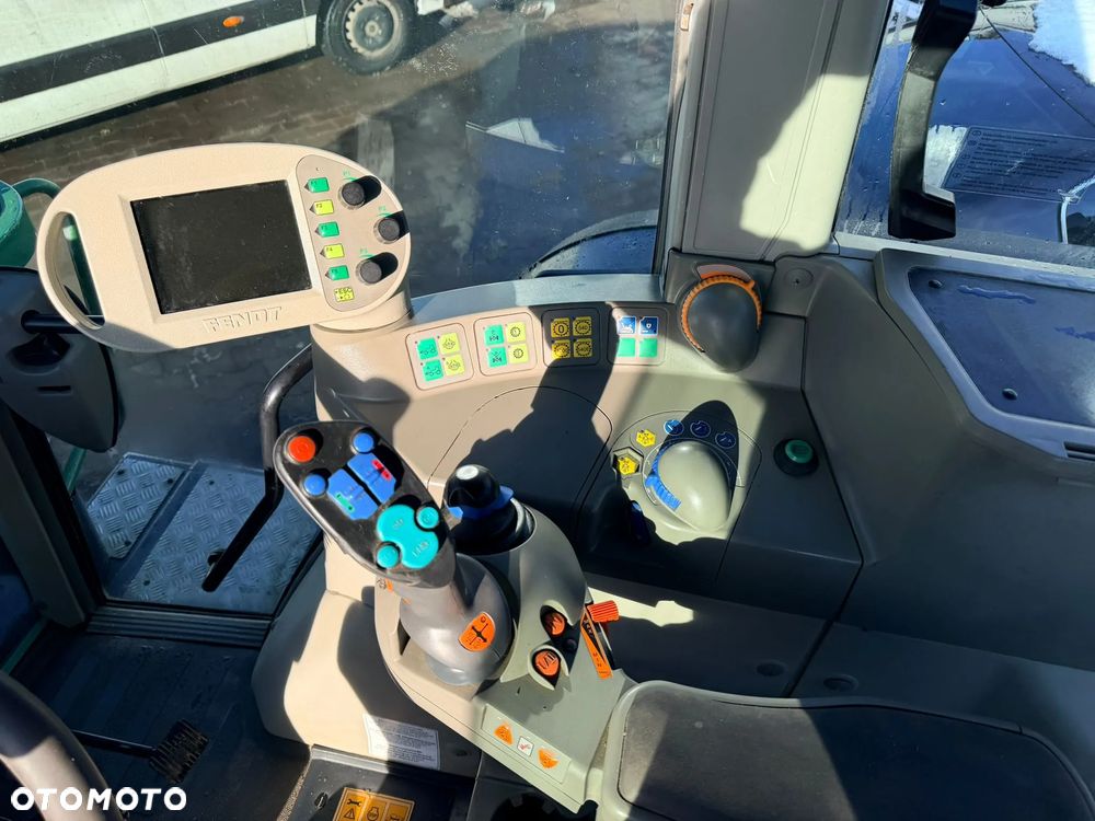 Fendt 718 Vario TMS - 15