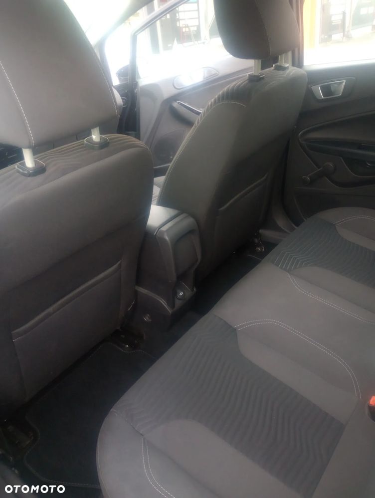 Ford Fiesta 1.0 EcoBoost Titanium - 15