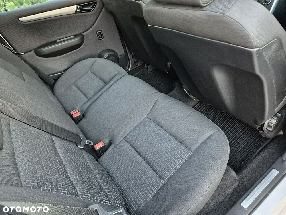 Mercedes-Benz Klasa B 160 BlueEff EU5 - 20