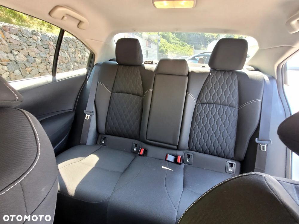 Toyota Corolla 1.6 Comfort - 21