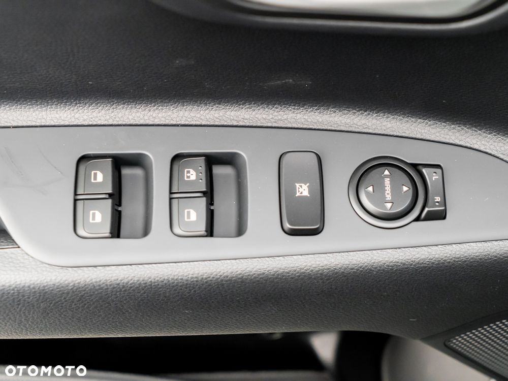 Kia Stonic 1.0 T-GDI M DCT - 19