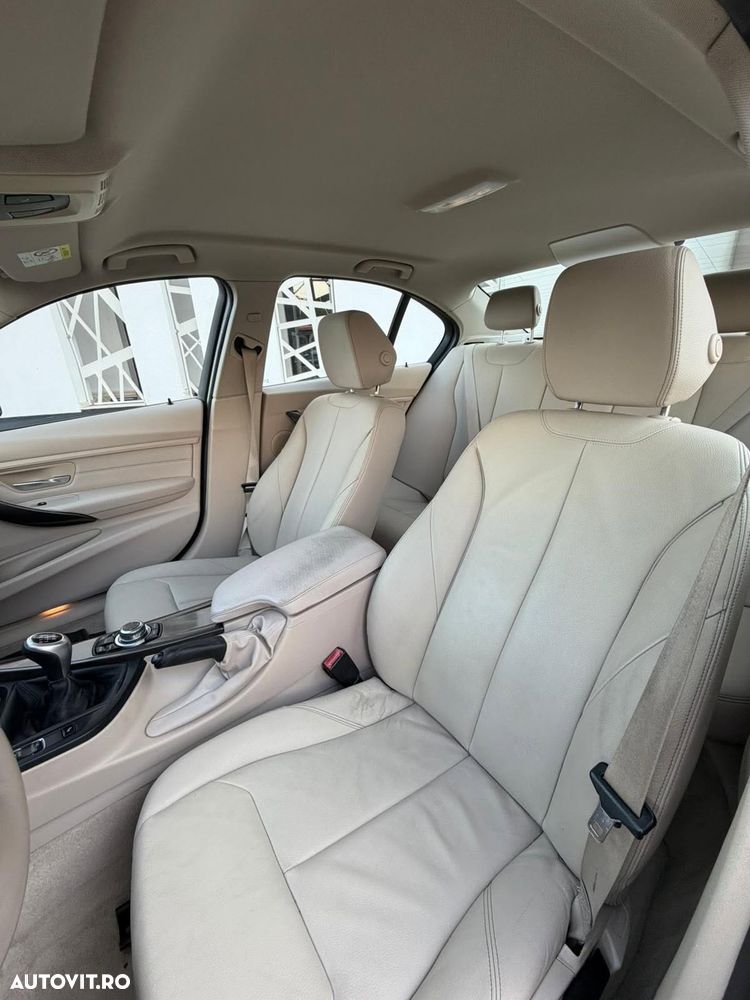 BMW Seria 3 320d xDrive - 5