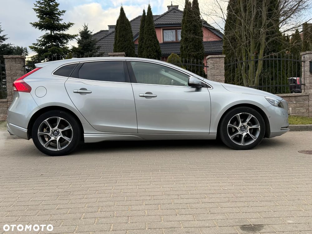 Volvo V40 D2 Inscription - 7