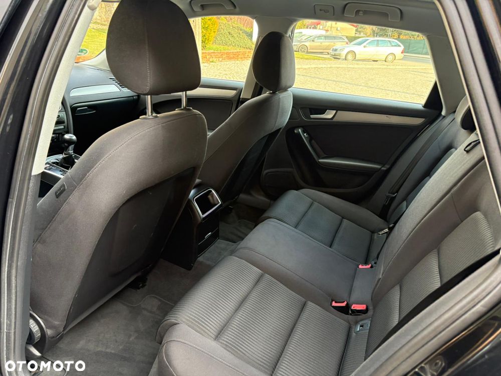 Audi A4 Avant 2.0 TDI DPF Ambition - 11