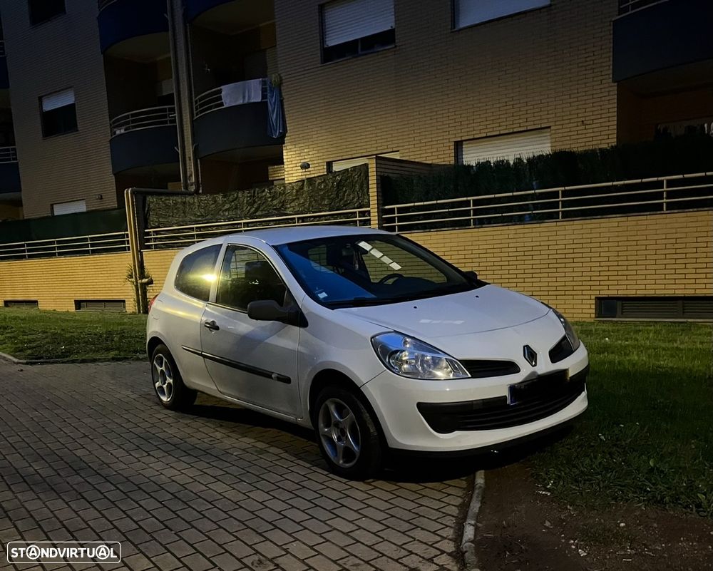 Renault Clio 1.5 dCi Confort - 1