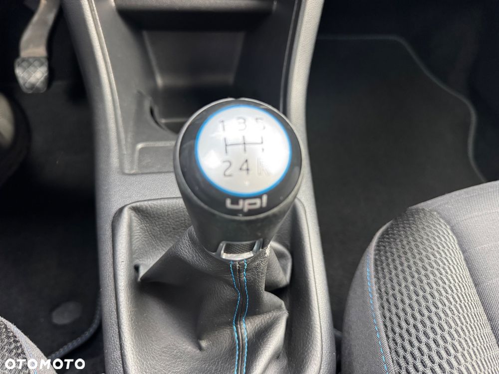 Volkswagen up! BlueMotion Technology colour sandstorm yellow - 26