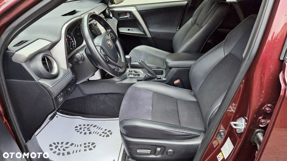 Toyota RAV4 Hybrid Style 4x2 - 16