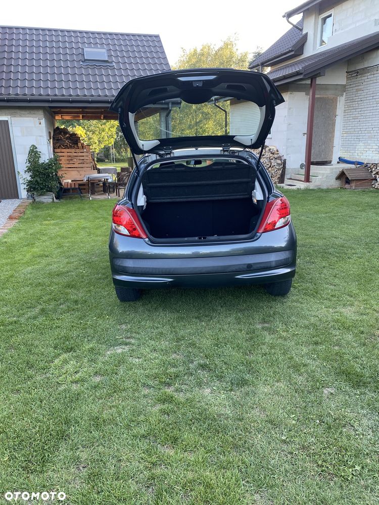 Peugeot 207 - 4