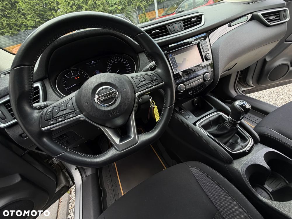 Nissan Qashqai 1.2 DIG-T N-Connecta - 28