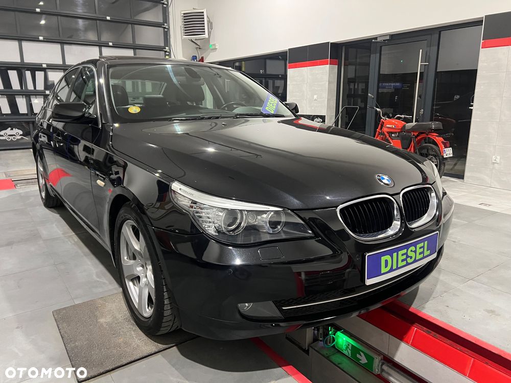 BMW Seria 5 520d Edition Fleet Sport - 11