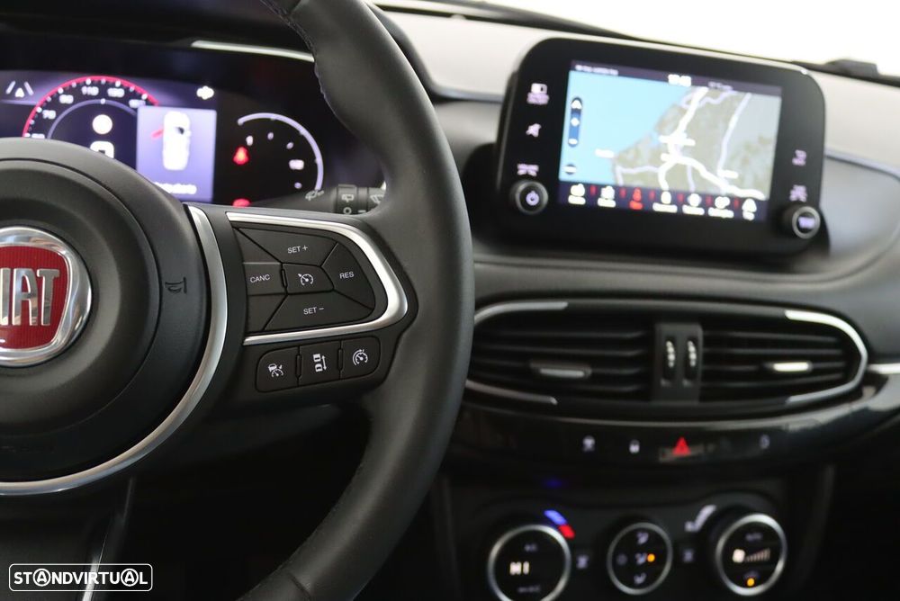 Fiat Tipo Cross 1.3 Multijet - 12