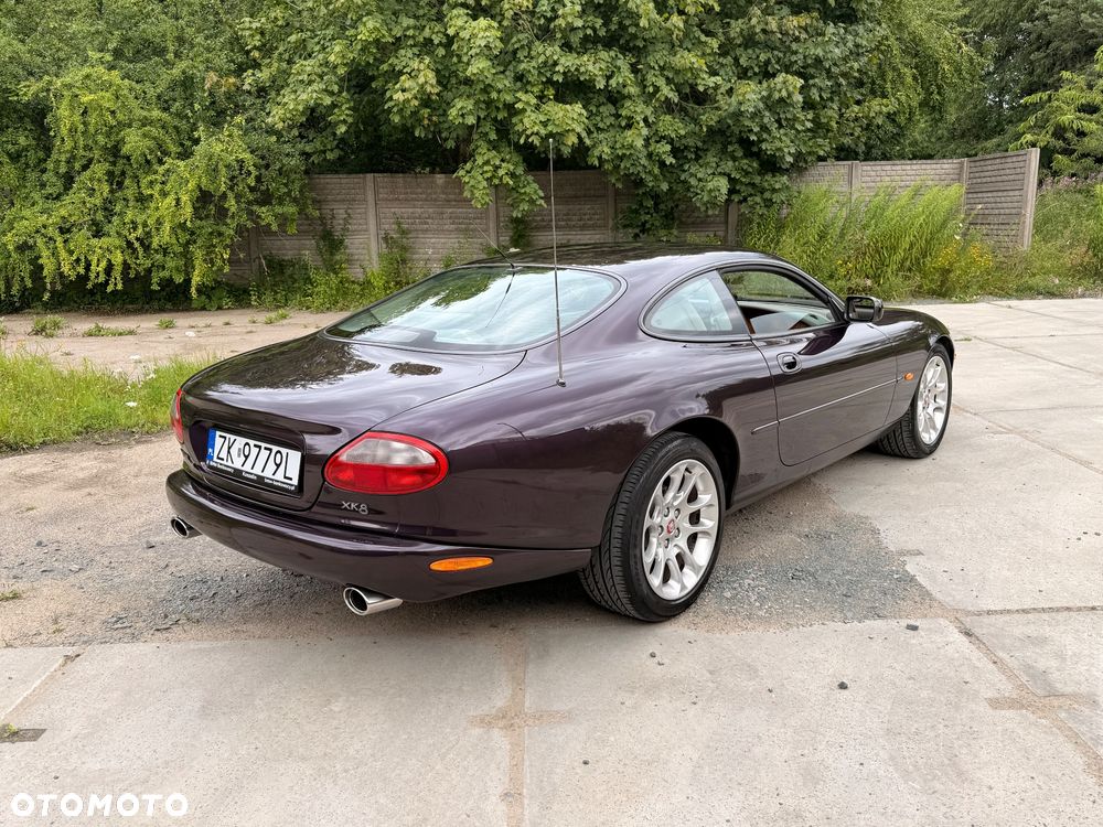 Jaguar XK8 - 3
