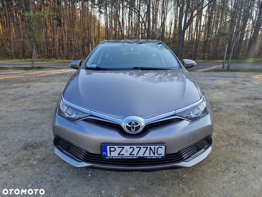 Toyota Auris 1.6 Active - 10