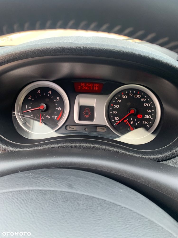 Renault Clio - 13
