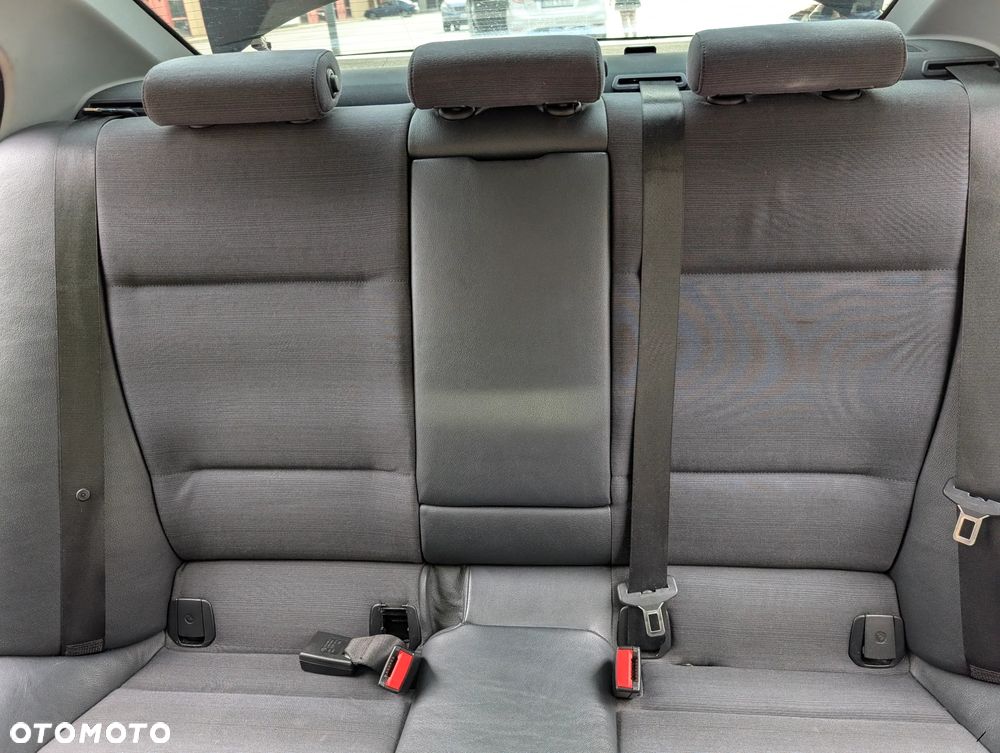BMW Seria 3 - 14