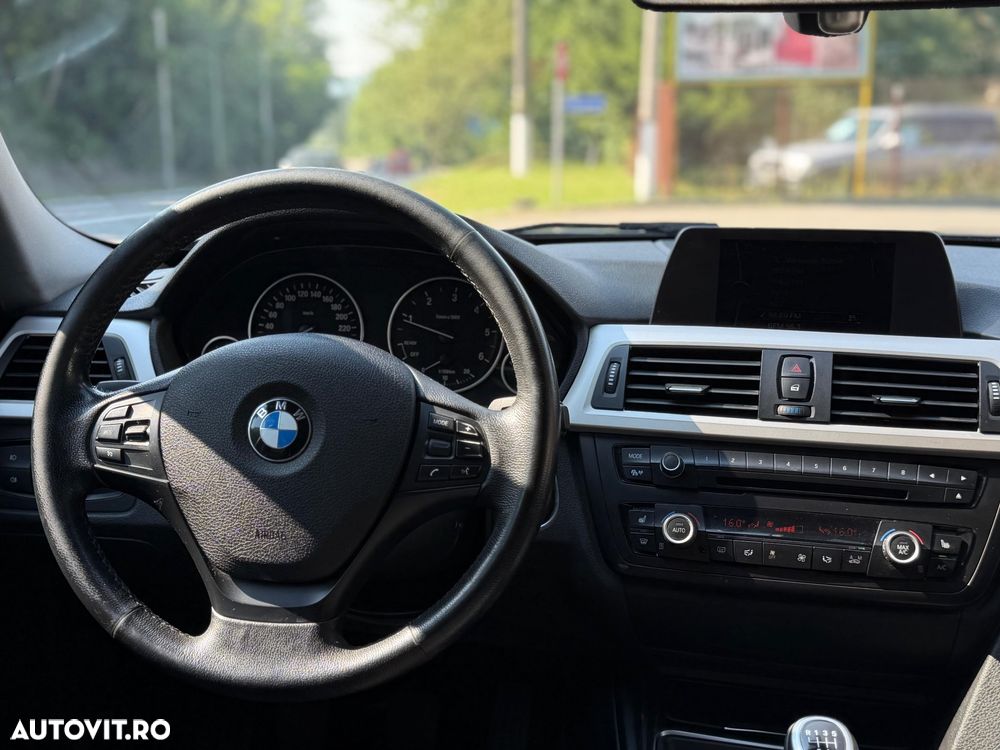 BMW Seria 3 318d Edition Luxury Line Purity - 14