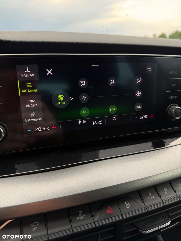Skoda Octavia 1.5 TSI ACT Ambition - 32