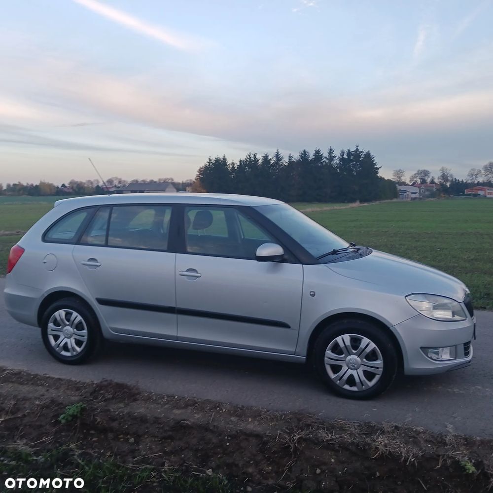 Skoda Fabia - 8