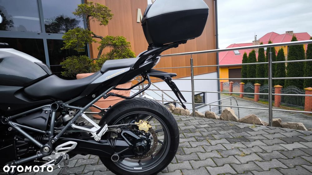 BMW R - 18