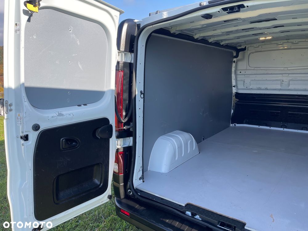 Renault Trafic - 27