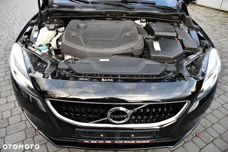 Volvo V40 D2 Momentum - 34