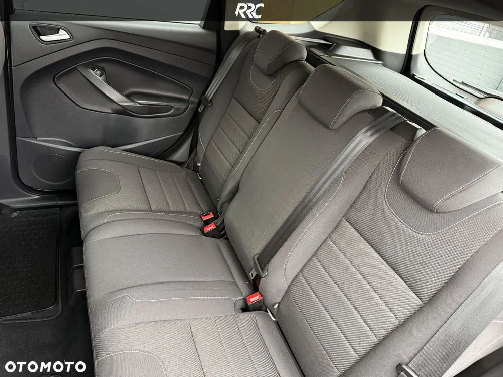 Ford Kuga 2.0 TDCi 4x4 Titanium - 26