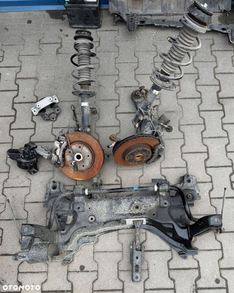 suzuki s-cross ii 25r 1.5 amortyzator zwrotnica wahacz komplet - 1