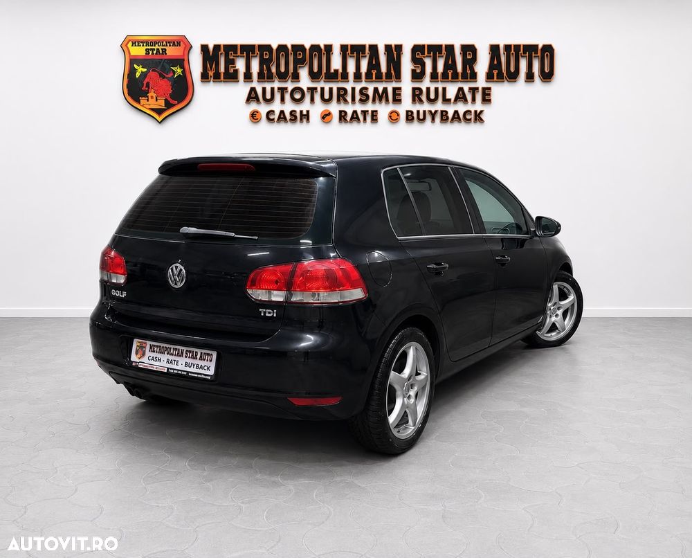 Volkswagen Golf - 5