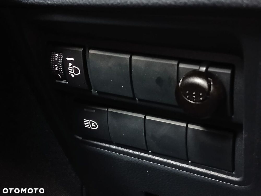 Toyota Yaris Cross Hybrid 1.5 Style - 32