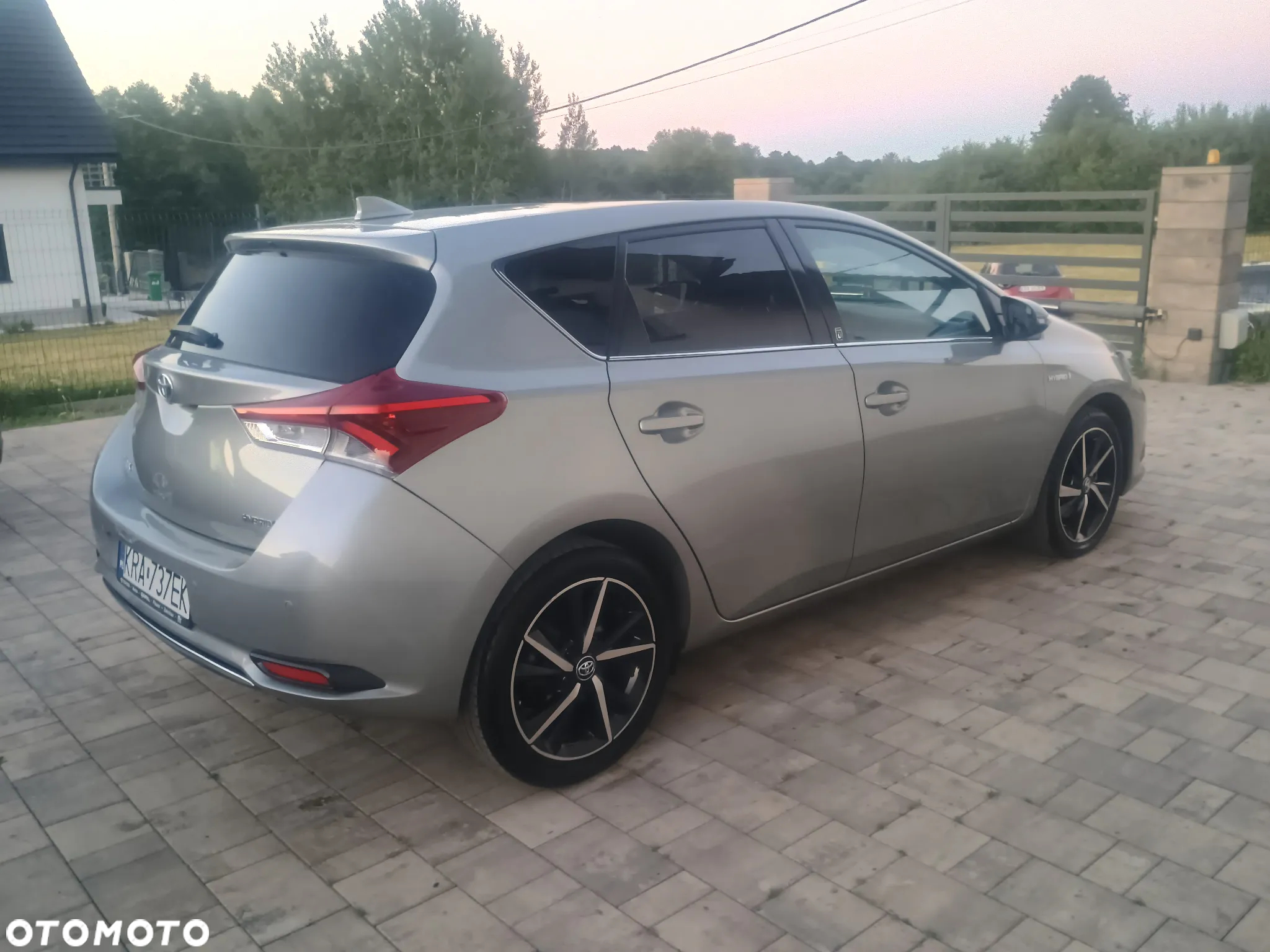 Toyota Auris 1.8 VVT-i Hybrid Automatik Executive - 9