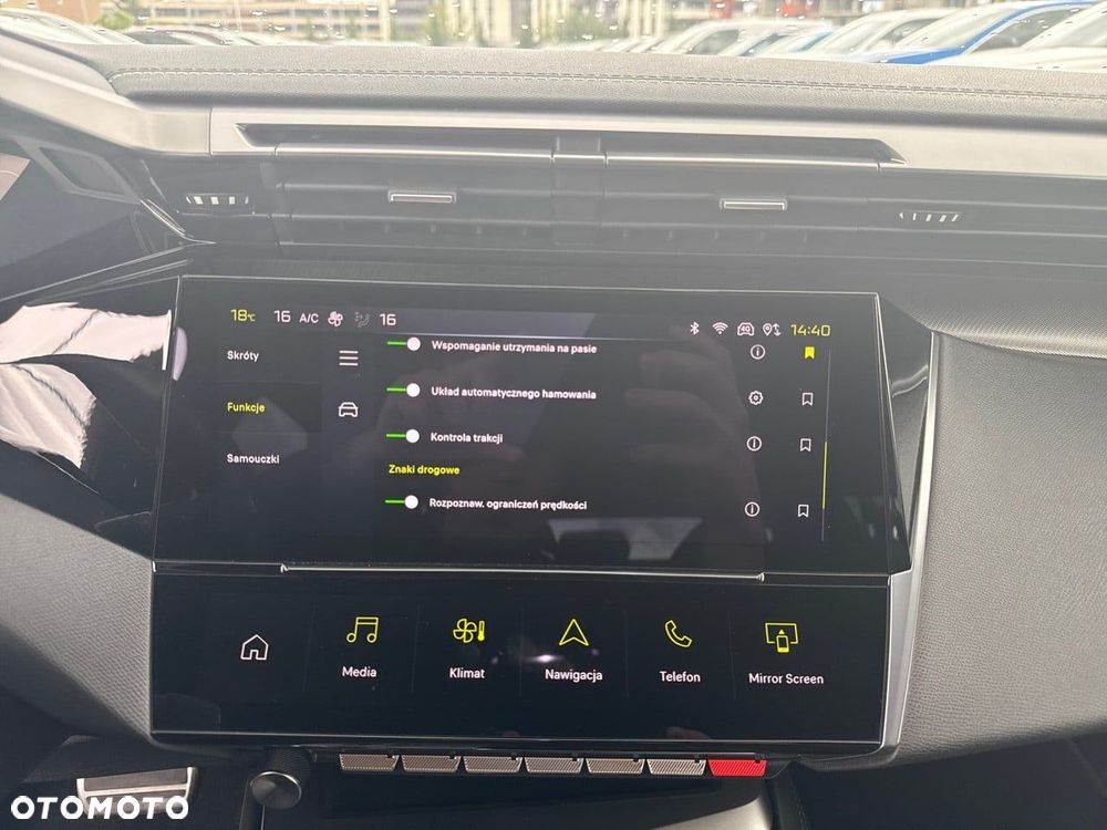 Peugeot 308 - 23
